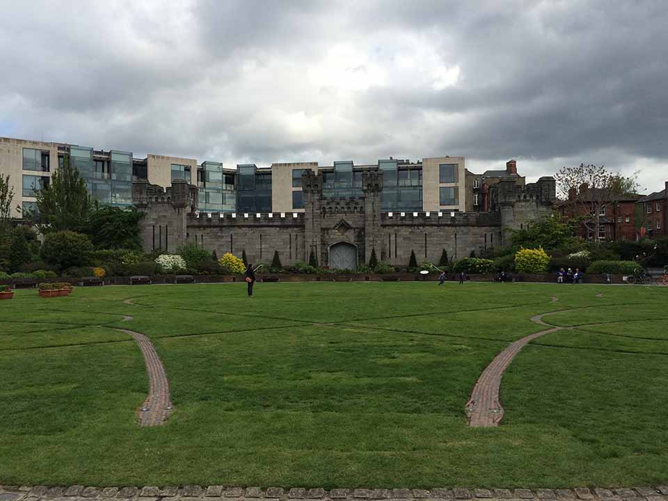 Jardins do Dublin Castle, em Dublin